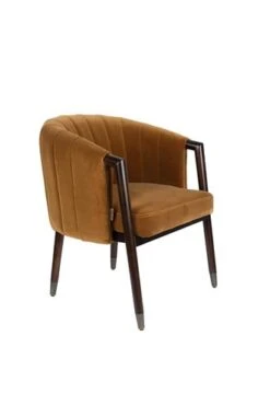 Tammy Lounge Tuoli, Whiskey