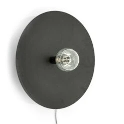 Horus Musta Seinävalaisin, BY-BOO