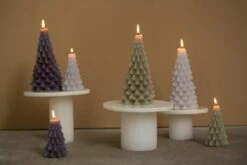 RUSTIK LYS Iso Kuusikynttilä Metsänvihreä -Snugg 9AMT6552 scaled e1603907214410 1 1