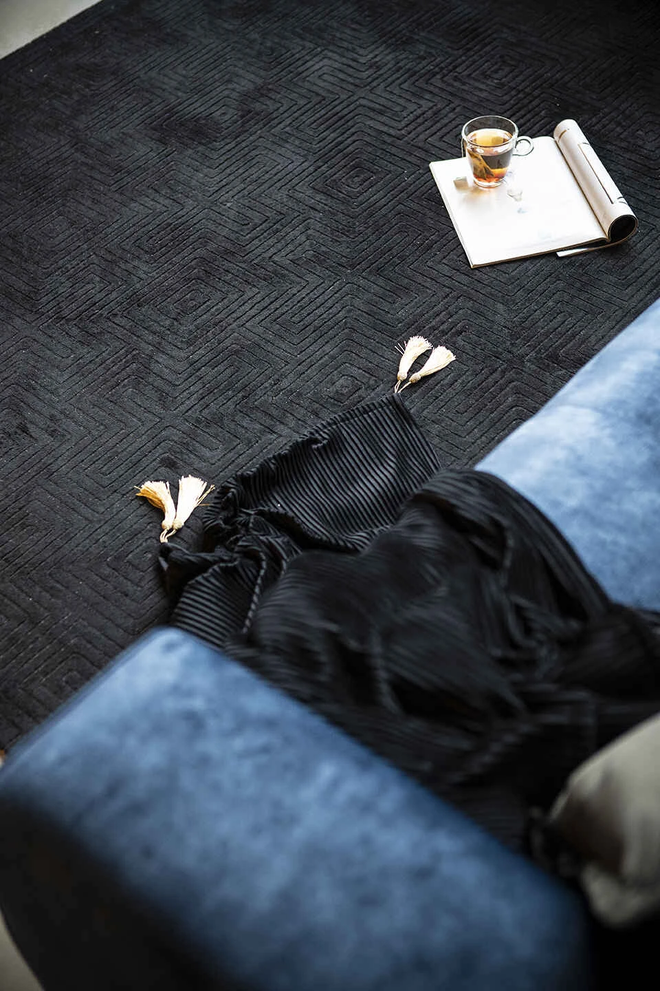 BY-BOO Madam Viskoosimatto Musta 4 BY-BOO Madam Viskoosimatto Musta - Image 4