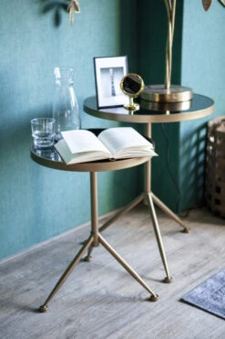 Unbeleafable Kuparinvärinen Pöytävalaisin, BY-BOO -Snugg By Boo577