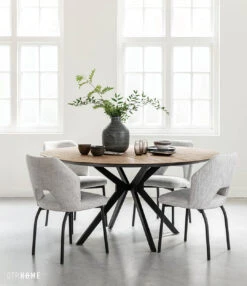 Metropole Pyöreä Ruokapöytä 130 -Snugg SC MP 204764 Metropole dining table round ML Bloom side chair sf1 DTP