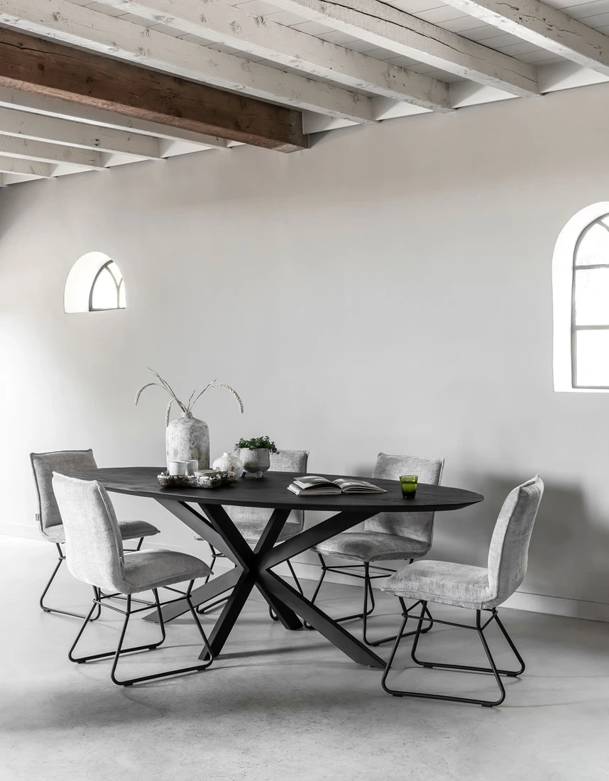 Timeless Shape Ovaali Ruokapöytä Musta 4 Timeless Shape Ovaali Ruokapöytä Musta - Image 4