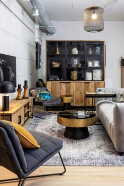 Cosmo Laptop Table Sivupöytä 5 Cosmo Laptop Table Sivupöytä -Snugg Snugg 19 copylowres 1