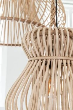 Fungo Kattovalaisin, Medium -Snugg haning lamp fungo detail