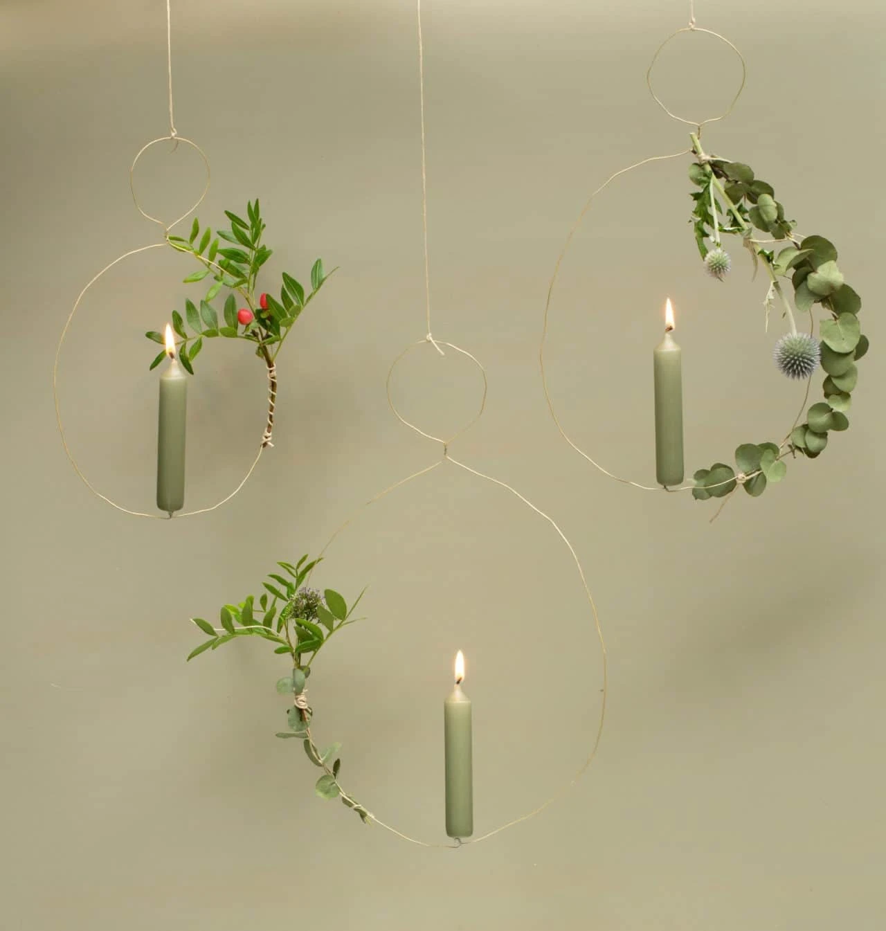 Pienet Kruunukynttilät, Valkoinen 2 Pienet Kruunukynttilät, Valkoinen - Image 2