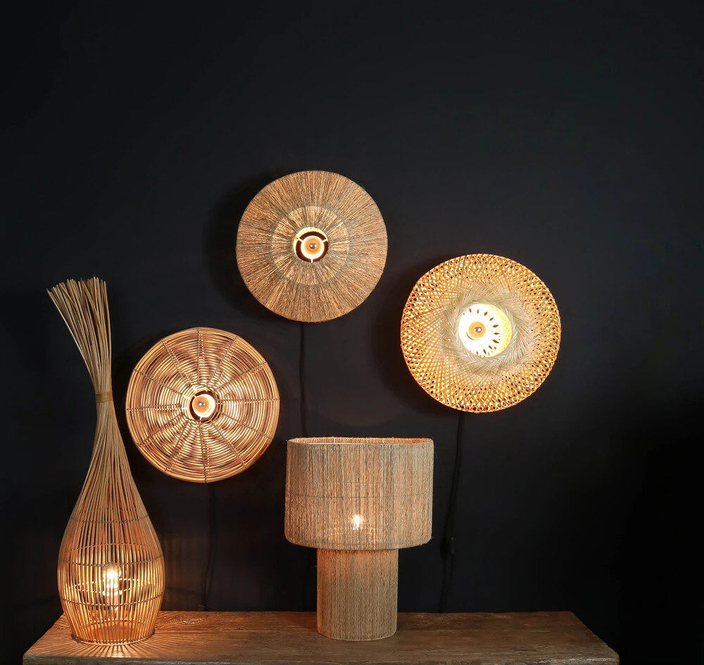 Rottinkinen Seinävalaisin Pieni 2 Rottinkinen Seinävalaisin Pieni - Image 2