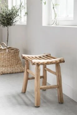 Must Living Puujakkara Bohemian -Snugg ml 450422 stool bohemian plus ml 890470 basket palette sfeer