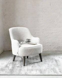 MUST LIVING Lustre Matto 190×290 -Snugg ml 751915 lounge chair hera plus ml 954160 carpet lustre sfeer 1