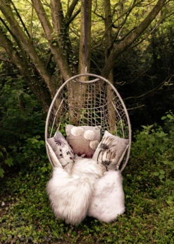 Sisustustyyny Kukkakuviolla 45×45, Gerbera -Snugg mrksng 5 3