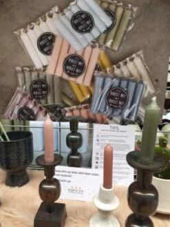 Pienet Kruunukynttilät, Lämmin Harmaa -Snugg rustic sfeer2 e1536001592533 1 1