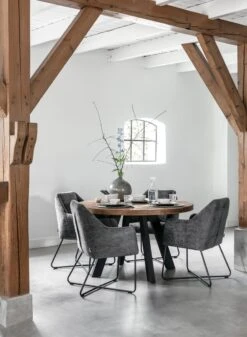 Timeless Jykevä Puinen Pyöreä Ruokapöytä 130 -Snugg ti 428503 dining table beam round plus ml 748957 chair dream 1